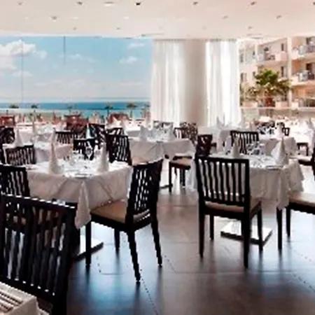 首都海岸度假村 4* Paphos