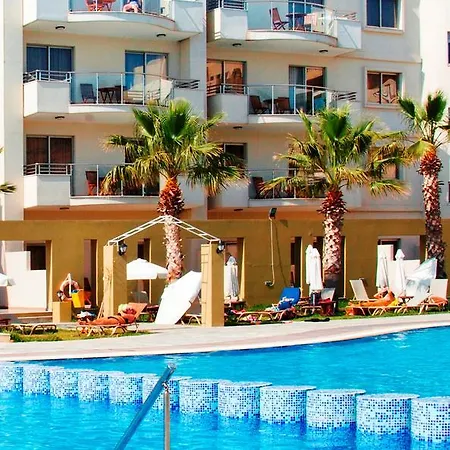 首都海岸度假村 Paphos